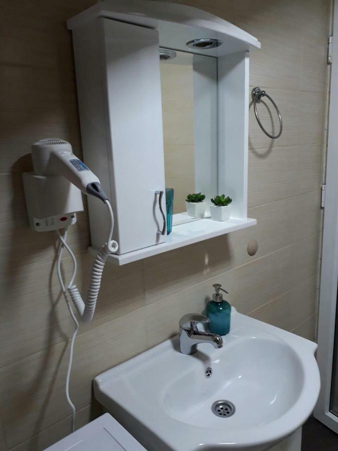 Lukadora Apartment Pula Ngoại thất bức ảnh