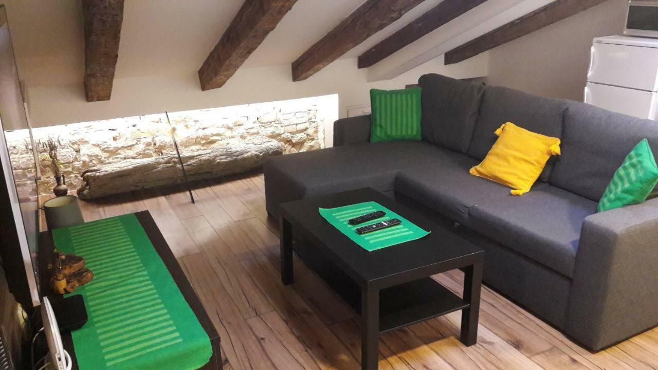 Lukadora Apartment Pula Ngoại thất bức ảnh